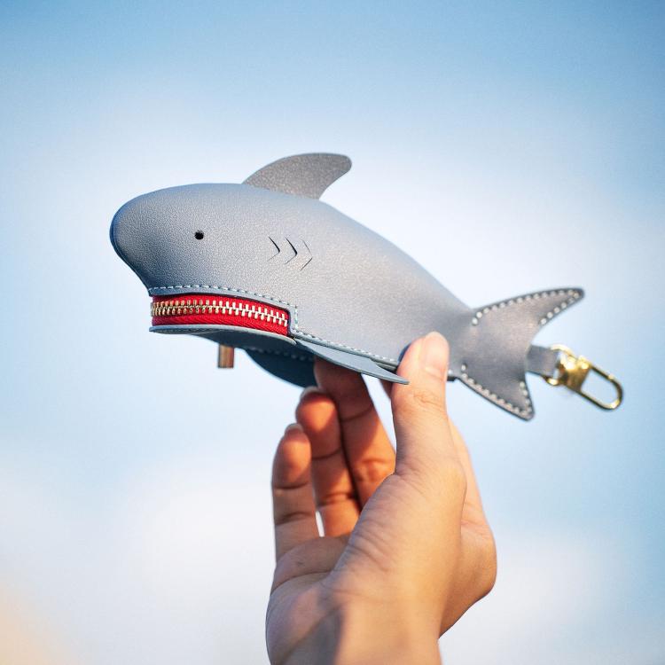 Hallmo Universal Shark-Shaped Key Protective Cover Multifunctional Car Key Storage Bag, Dark Blue, Light Blue