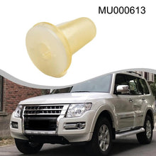 Load image into Gallery viewer, Car Taillight Mounting Clip For Mitsubishi Pajero