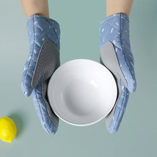 Load image into Gallery viewer, Kitchen Microwave Oven Thickened Silicone Heat-resistant Baking Special Insulation and Anti-scalding Gloves