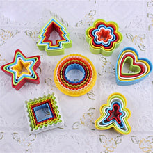 Load image into Gallery viewer, 5pcs / Set Cookies Plastic Cake Mould Biscuit Plunger Forms DIY Baking Tools