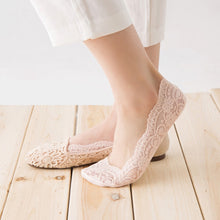 Load image into Gallery viewer, Summer  Girl Silica Gel Lace Boat Socks Invisible Cotton Sole Non-slip Antiskid Slippers Anti-Slip Sock