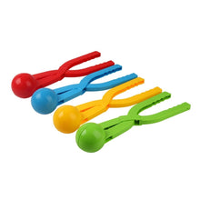 Load image into Gallery viewer, Sand Mold Tool Snow Ball Maker Funny Outdoor Sport Beach Toy, Random Color