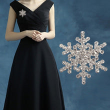 Load image into Gallery viewer, Fashion Water Drill Christmas Snowflake Brooch, Gold, Silver