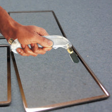 Load image into Gallery viewer, Professional Oil-filled Tungsten Carbide Bottle Glass Cutting Machine, Random Color Delivery, Glass Cutting Machine