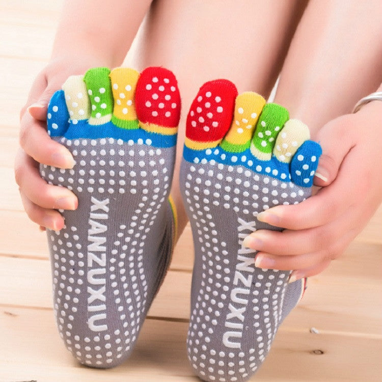 Five-toe Non-slip Yoga Socks for Women, One Size, Random Color Delivery, Straight Six Pairs