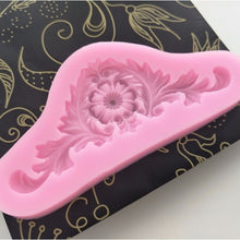 Load image into Gallery viewer, 2 PCS Vintage Embossed Fondant Silicone Mold Court Lace Flower Vine DOY Baking Cake Tool, Lace Flower Vine(Pink), Lace Flower Vine(Gray)