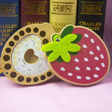 Load image into Gallery viewer, Strawberry Preserved Baby Teeth Wooden Preservation Box, Chinese Stickers, English Stickers