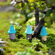 Load image into Gallery viewer, 2 PCS Cartoon Tree House Moss Micro-landscape Fleshy Ornaments Jewelry, Random Style Delivery, Cartoon Tree House Ornaments