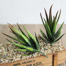 Load image into Gallery viewer, Artificial Mini Aloe Plastic Plants Craft Floristry Landscape Garden Family Office Decoration, Green not Flocked, Flocking Green Red Tip, Flocking Green Yellow Tip