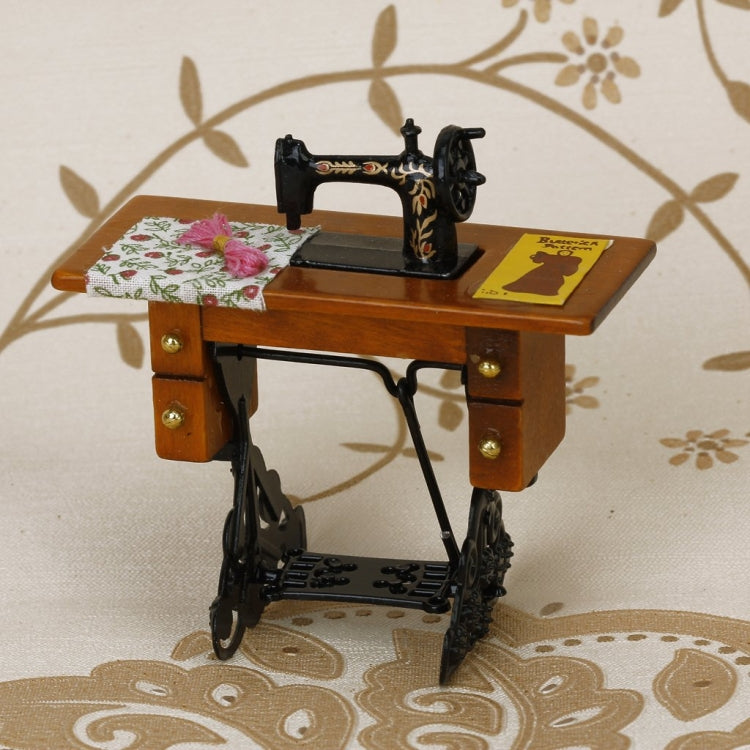 Mini Sewing Machine Toy Doll House Decoration Scene Model
