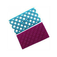 Load image into Gallery viewer, 2 PCS Cake Fondant Tool Heart Shaped Diamond Texture Plaid Overpass Quyi Seal Printing Mould