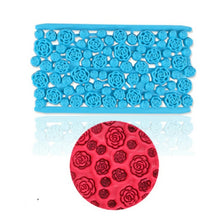Load image into Gallery viewer, 2 PCS Cake Fondant Tool Heart Shaped Diamond Texture Plaid Overpass Quyi Seal Printing Mould