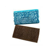 Load image into Gallery viewer, 2 PCS Cake Fondant Tool Heart Shaped Diamond Texture Plaid Overpass Quyi Seal Printing Mould