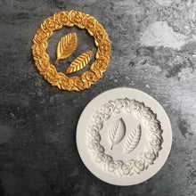 Load image into Gallery viewer, 2 PCS Rose Garland Rose Leaf Silicone Fondant Mold Cake Edging Decoration Tool Baking Glue Mold