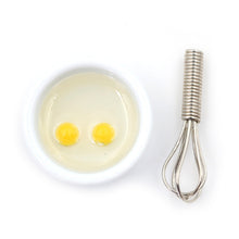 Load image into Gallery viewer, Miniature Food Play Scene Model Doll House Accessories Mini Manual Egg Beater Set