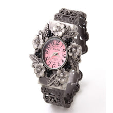 Load image into Gallery viewer, Retro Embossed Flower Bracelet Quartz Watch for Women