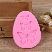Load image into Gallery viewer, 2 PCS Simulation Butterfly Fondant Silicone Mould Handmade Soap DIY Cake Decorating Chocolate Lace Baking Tools, 2 PCS