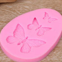 Load image into Gallery viewer, 2 PCS Simulation Butterfly Fondant Silicone Mould Handmade Soap DIY Cake Decorating Chocolate Lace Baking Tools, 2 PCS