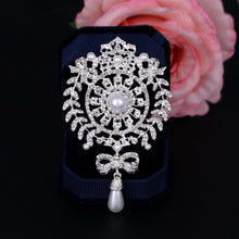 Load image into Gallery viewer, 2 PCS Crown Brooch Pearl Butterfly Fringed Brooch, Sliver, Gold