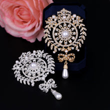 Load image into Gallery viewer, 2 PCS Crown Brooch Pearl Butterfly Fringed Brooch, Sliver, Gold