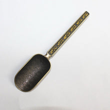 Load image into Gallery viewer, Copper-zinc Flower Pattern Tea Spoon Kungfu Teaism Accessories