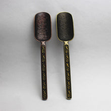 Load image into Gallery viewer, Copper-zinc Flower Pattern Tea Spoon Kungfu Teaism Accessories