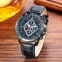 Load image into Gallery viewer, WeiYaQi 89031 Fashion Quartz Movement Wrist Watch with Leather Band