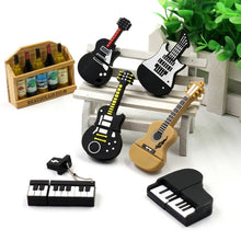Load image into Gallery viewer, MicroDrive 128GB USB 2.0 Guitar U Disk, 128GB