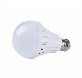 Techme E27 LED Cool White Rechargeable 9W Loadshedding Bulb