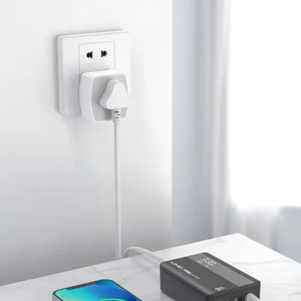 Travel Adapter International World Plug Adapter - Multiplug White Plug - 6A